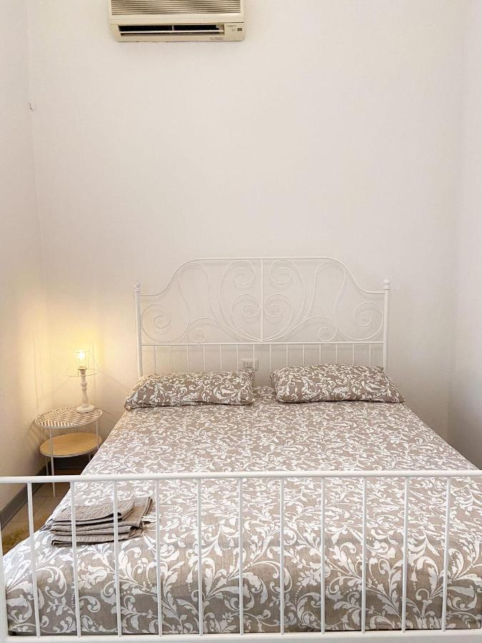 Paggeria Apartment Parma Esterno foto